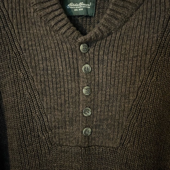 Eddie Bauer Men's Dark Brown Crewneck Sweater - Picture 5 of 7